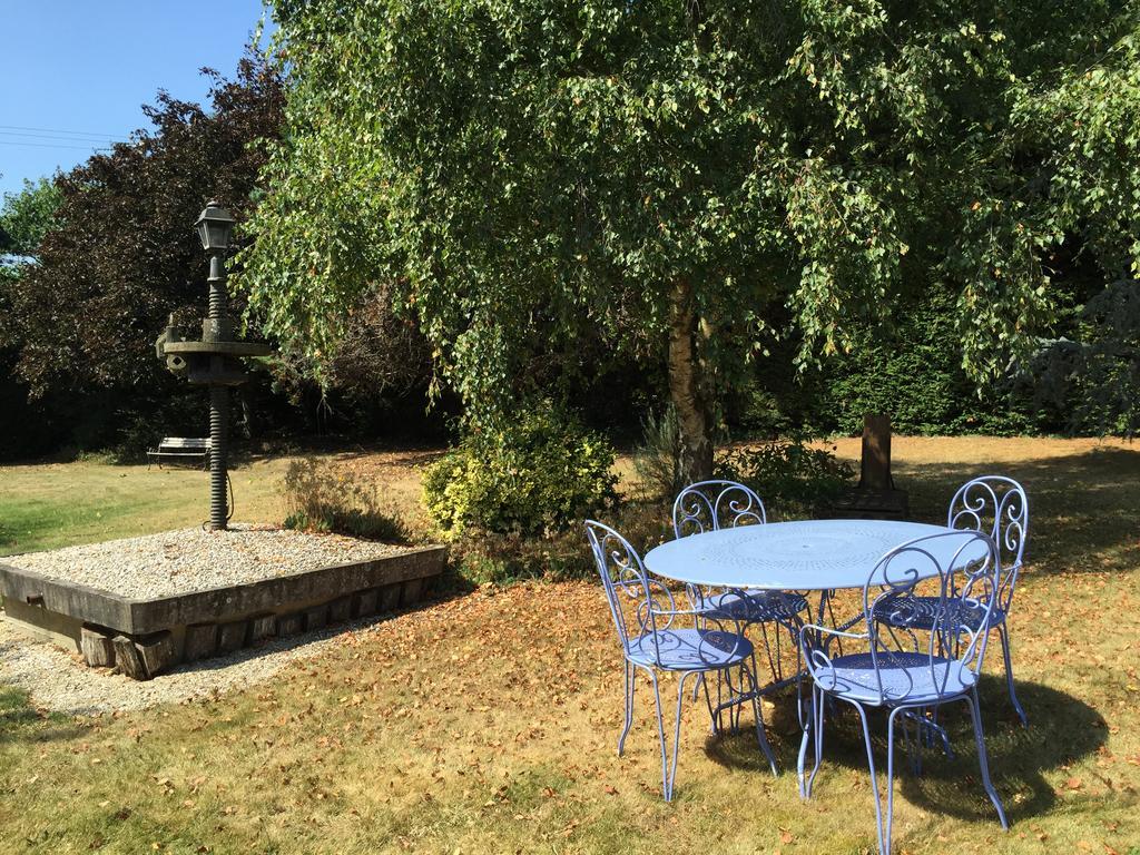 Gites Au Clos Du Lit Saint-Aaron Exterior photo